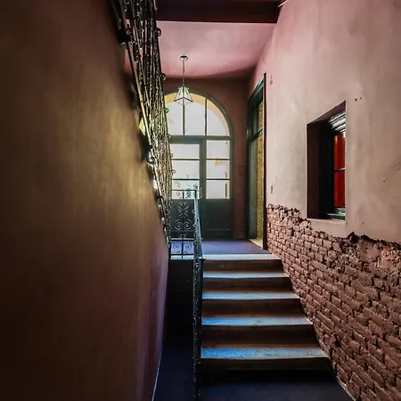 East-west Boutique 3*