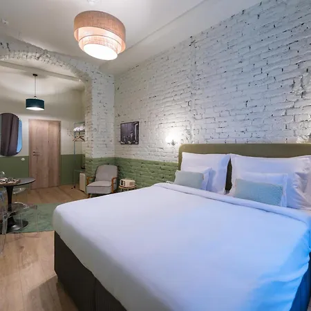Hotel East-west Boutique 3*