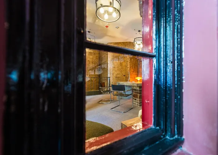 East-west Boutique Otel